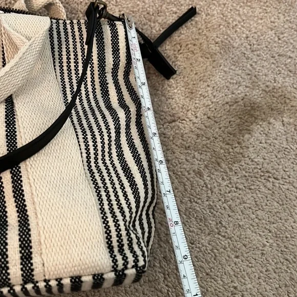 Universal Thread Canvas Purse #C - Picture 8 of 8